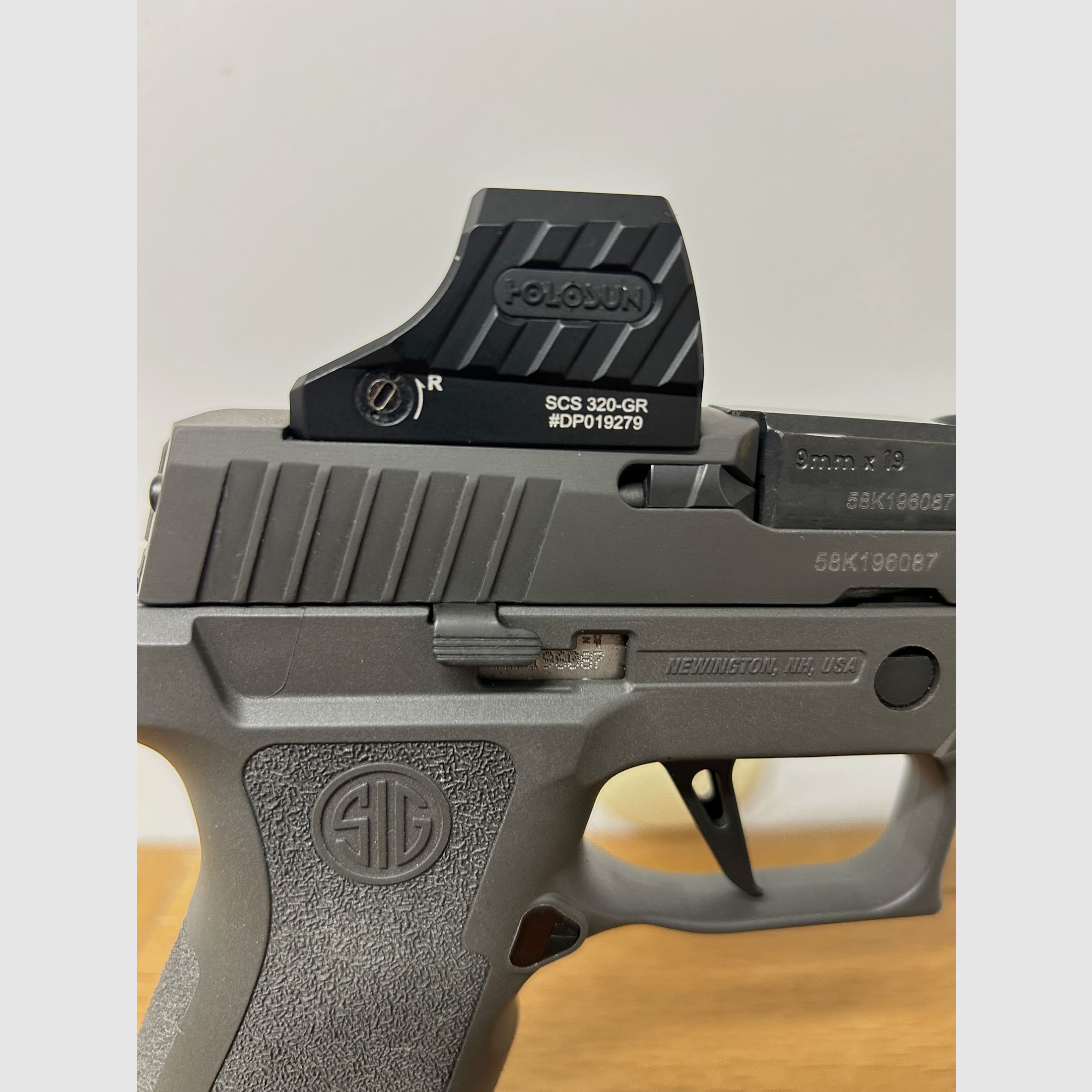 SIG Sauer P320 XFIVE Legion 9 mm Luger inkl. Holosun SCS Rotpunkt