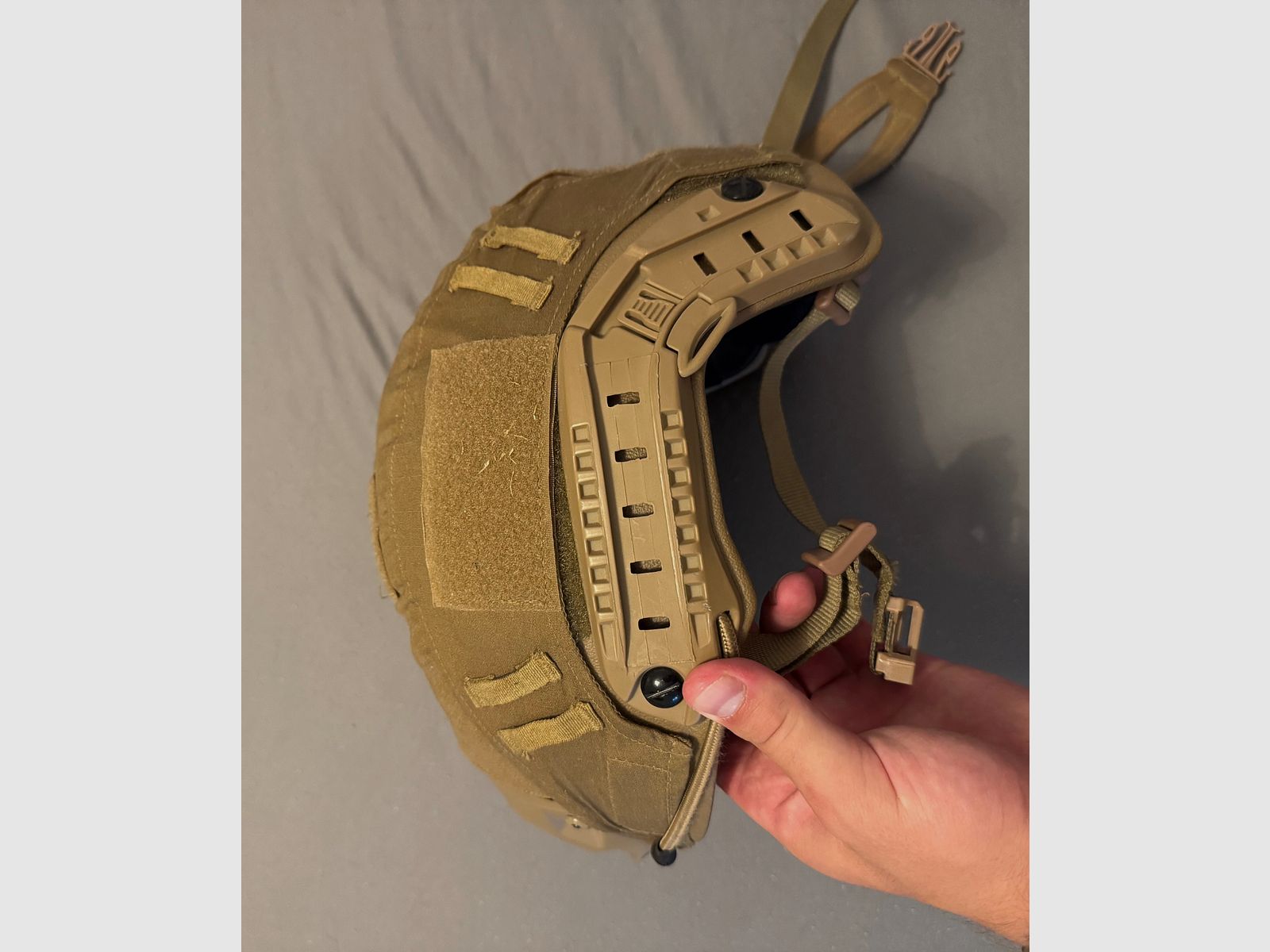 BEST Protection V-FAST ballistic helmet NIJ IIIA size M/L – Coyote with cover
