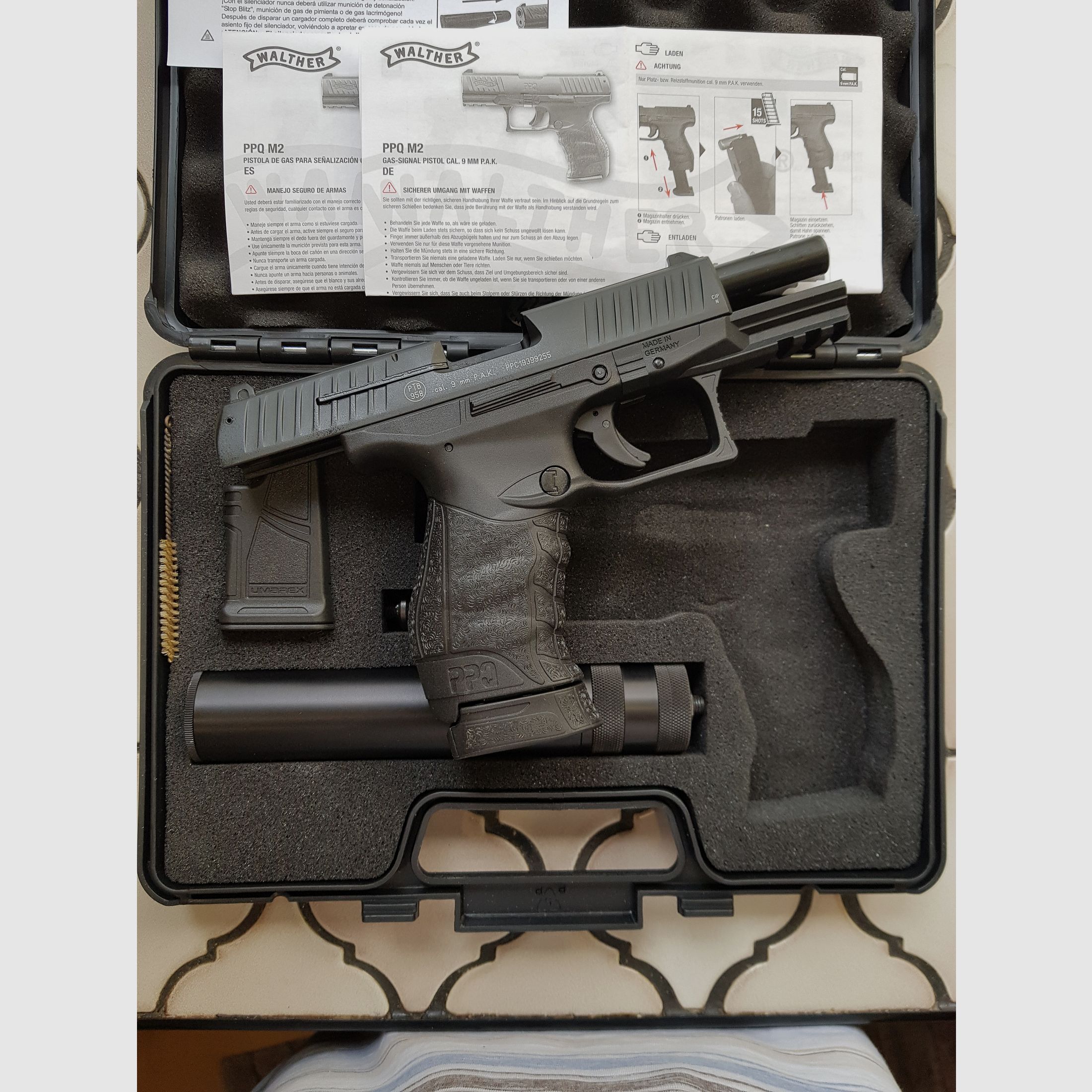 Walther PPQ M2 BLK Navy Kit PAK, Neu und unbeschossen. 
