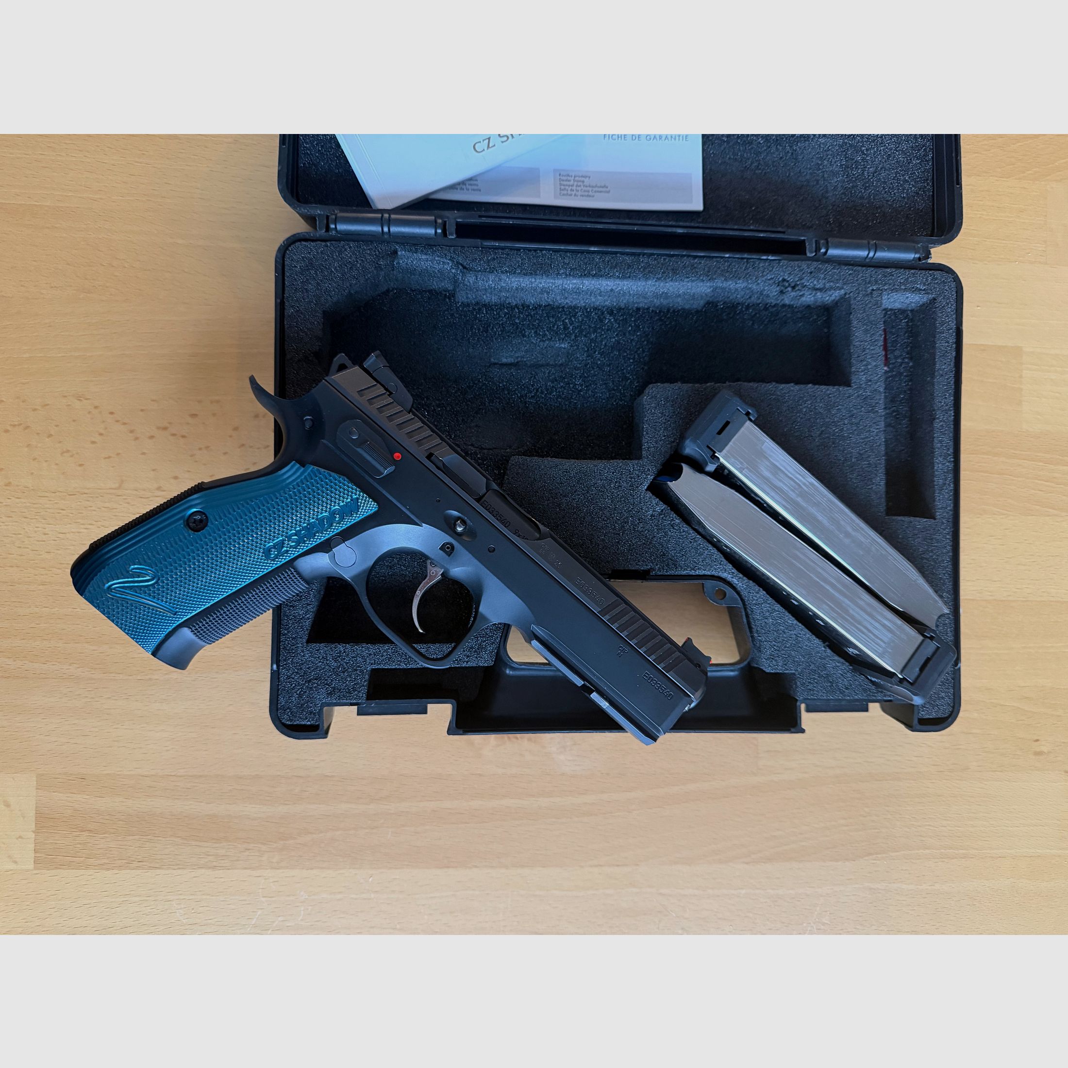 Pistolet CZ 75 SP-01 Shadow II Niebieski Shadow 2 9mm Luger