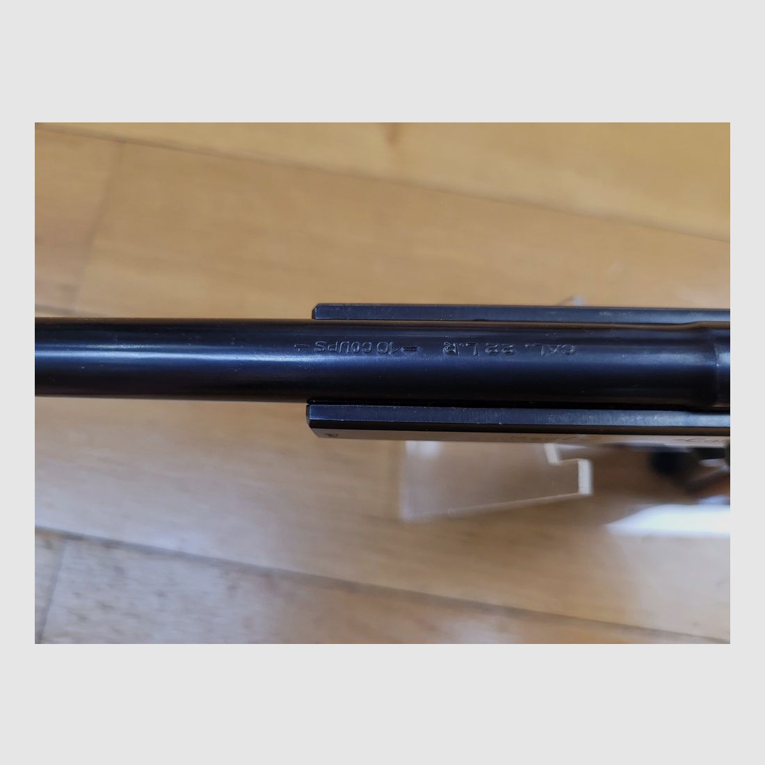 Schöner Unique Modell D6 – Kal. 22LR – Lauf 6 Zoll – Ausgezeichneter mechanischer und ästhetischer Zustand – Zehn-Schuss-Magazin – Sehr zuverlässiges Modell aus Vollstahl – In Originalverpackung für einen Zustand der Waffe, der nahezu neu ist!, Bild 14 von 21
