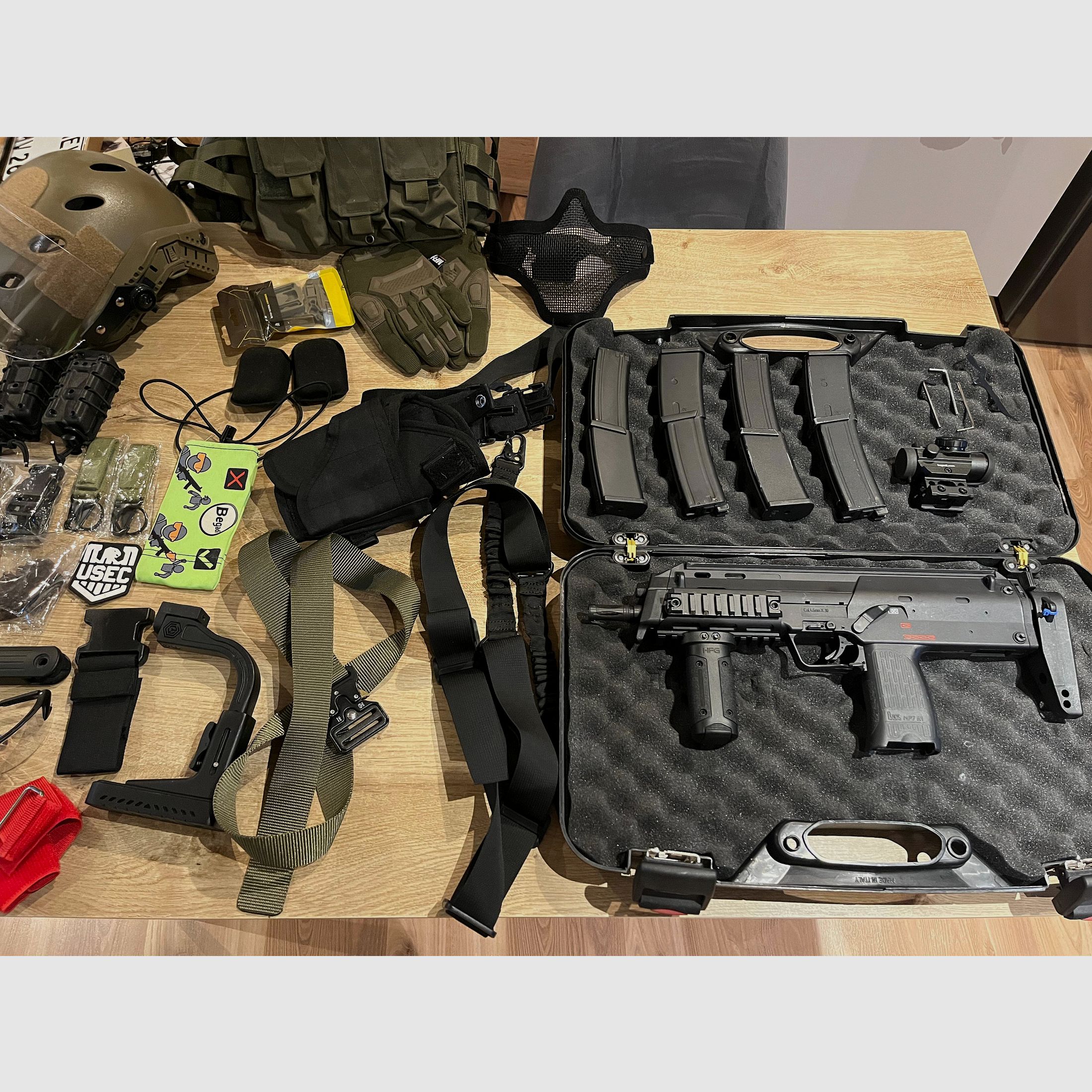 VFC MP7A1 GBBR con vari accessori