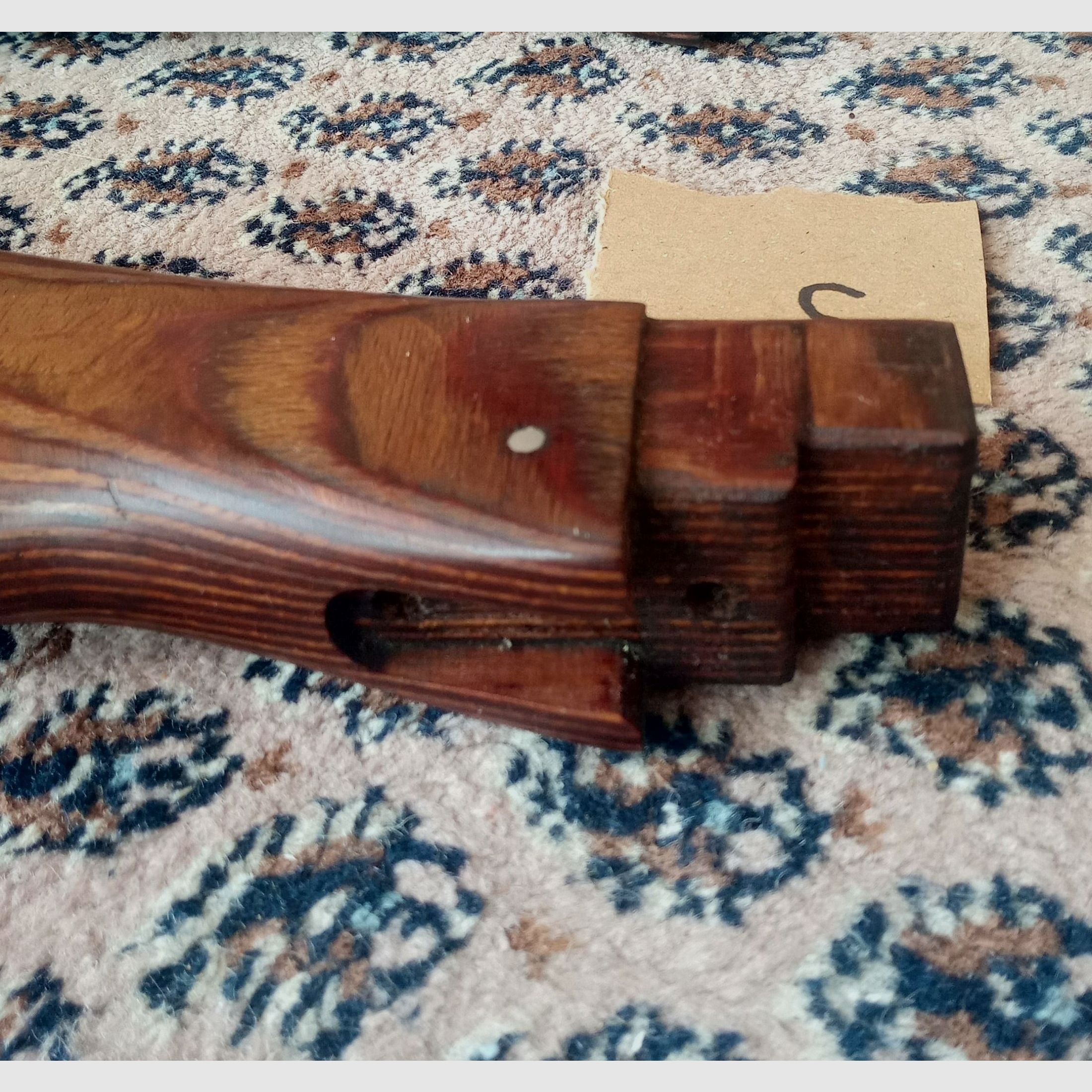 Conjuntos completos de madera laminada para stock fijo, incluyendo empuñadura de baquelita, stock y guardamanos / AKM y AK74 / también posible para NEDI SDM Type 56 de forma indirecta