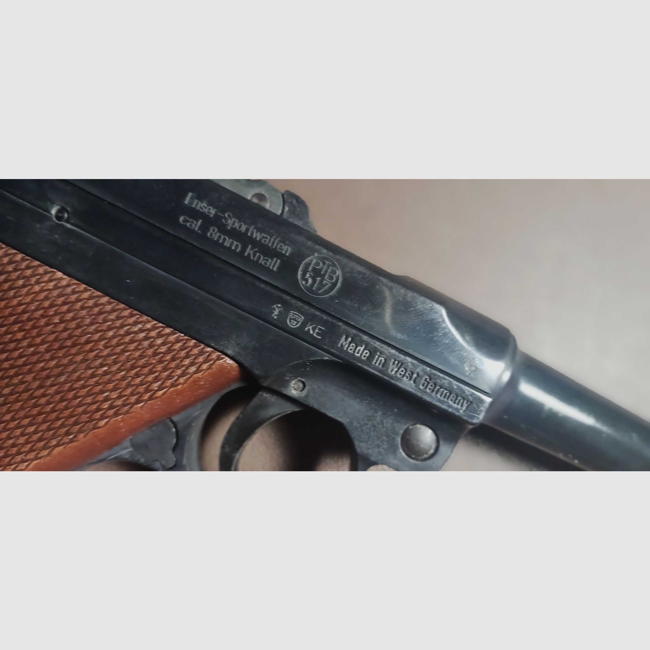 Pistole Parabellum 08, 8mm Schreckschuss, von IWC