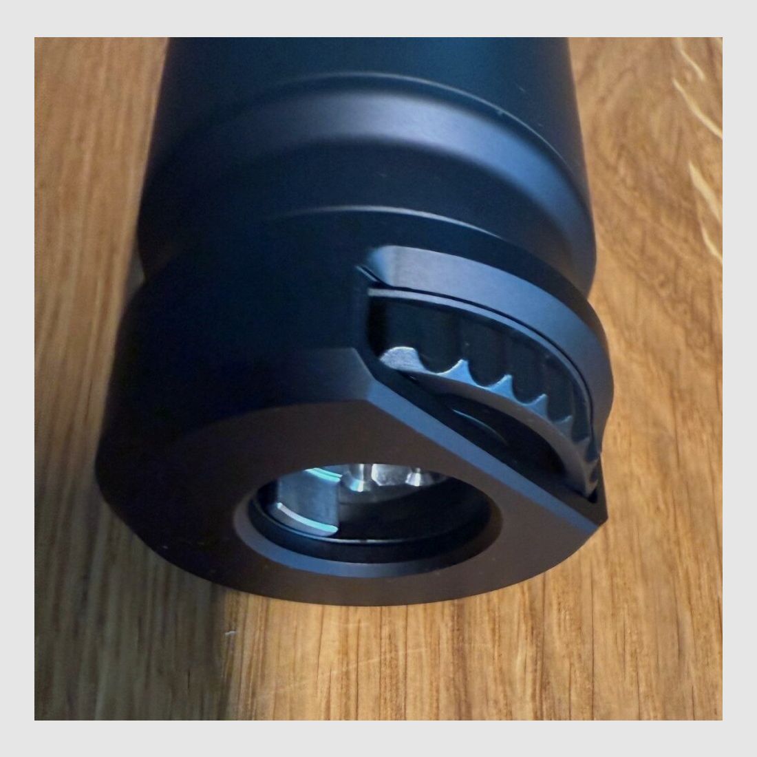 B&T AG (Brügger und Thomet) Blast Deflector SQD para Tri-Lug 9mm Luger SP5 / GHM9, imagen 2 de 3