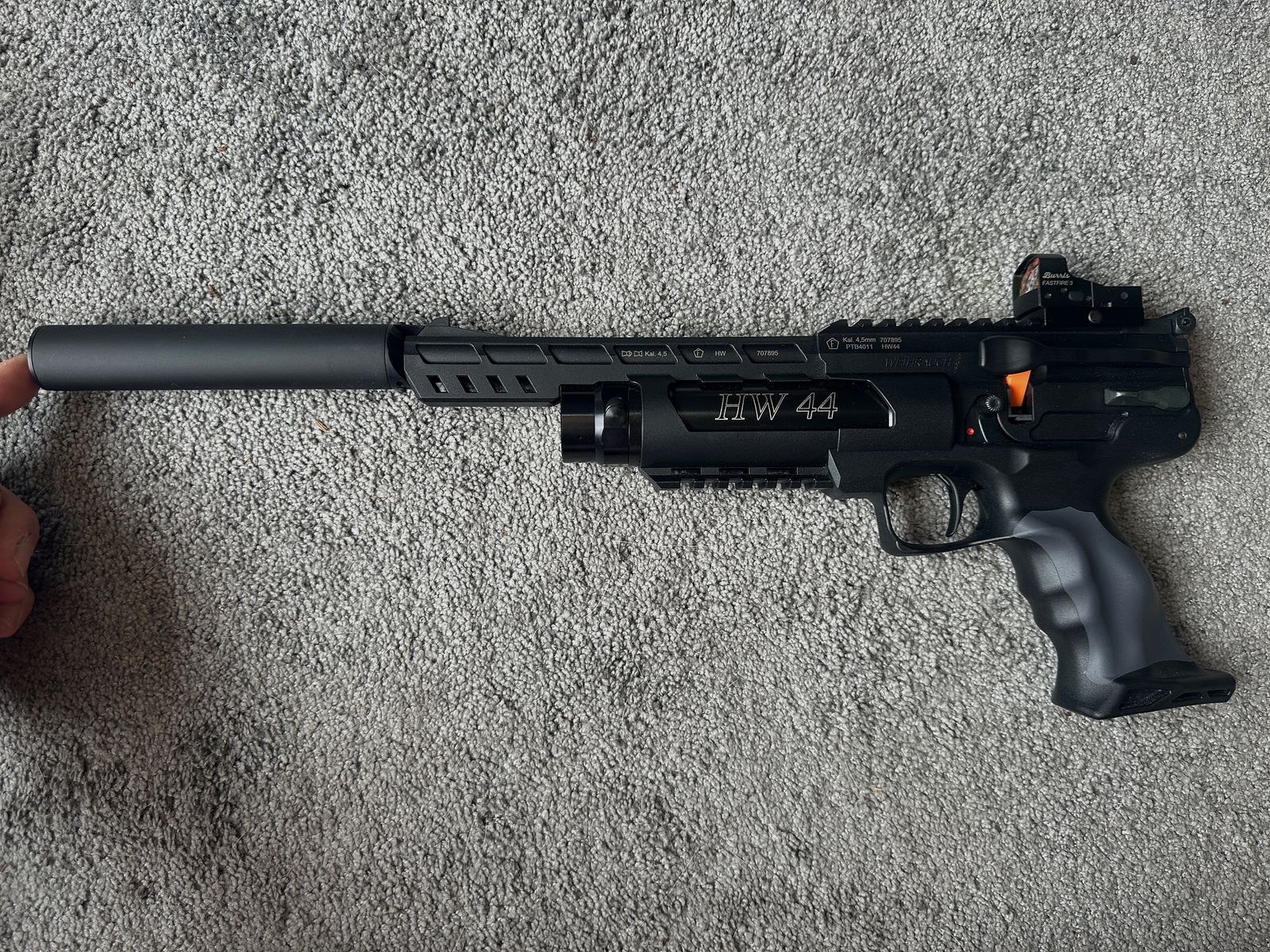 Weihrauch HW 44 incl Zubehör. Neuwertig wegen umstieg auf Match