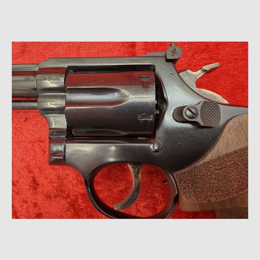 Taurus 76