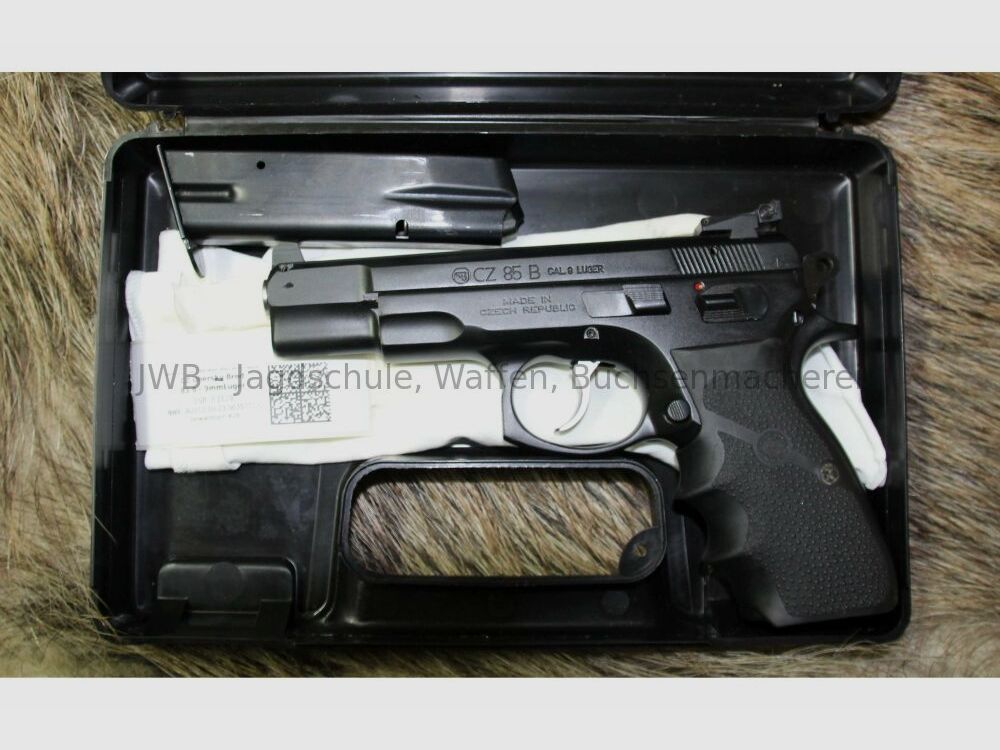 CZ Uhersky Brod 85 B with interchangeable system Kadet 9mm Luger