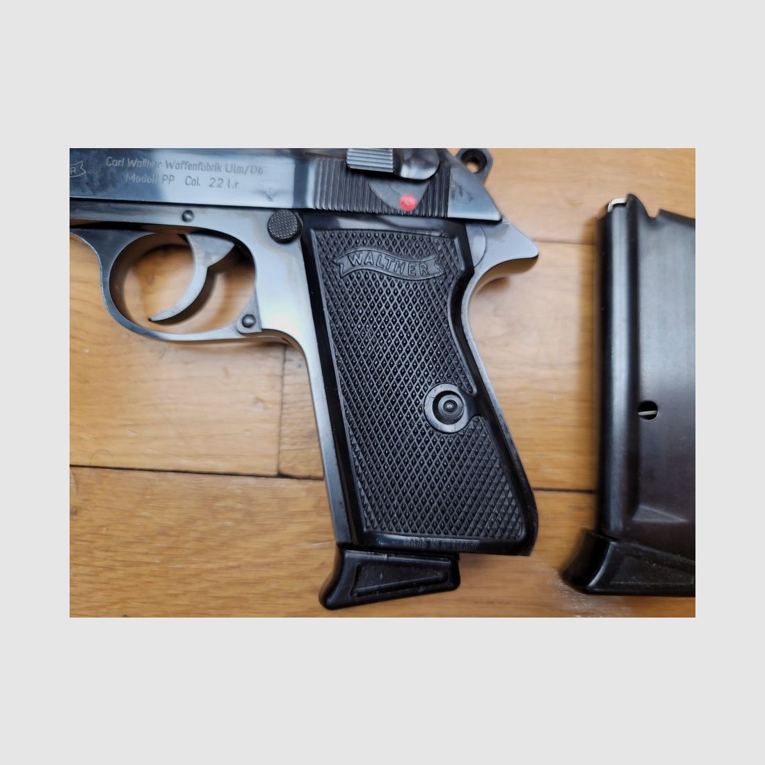 Sehr schöner Walther PP Pistol – Selbstladepistole im 22LR – Selten in diesem Kaliber – Herstellung Walther Ulm – zwei Magazine – Neu!, Bild 3 von 14