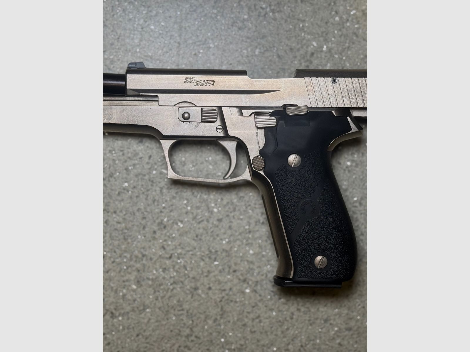 SIG Sauer P226 | 9 mm Luger | Eckernförde | Optics Ready | Zubehörpaket