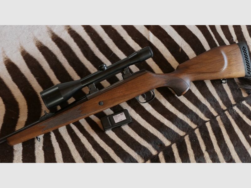 Repetierbüchse Voere Titan II 8x68S Voerenbach mit deutschem Stecher