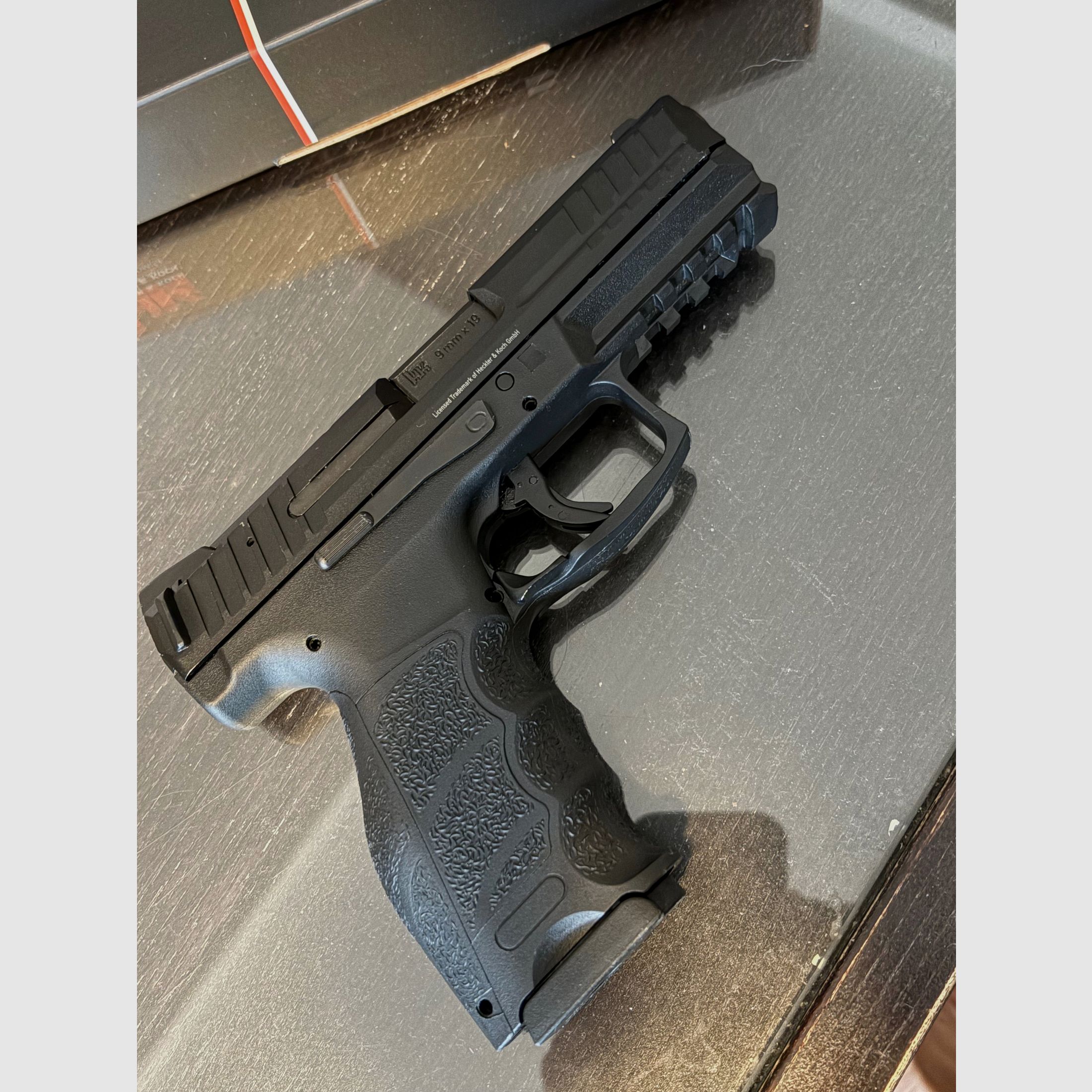Umarex VP9 6mm bb