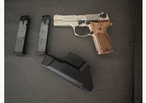 Walther P88 Srs mit 2 Magazinen und Holster