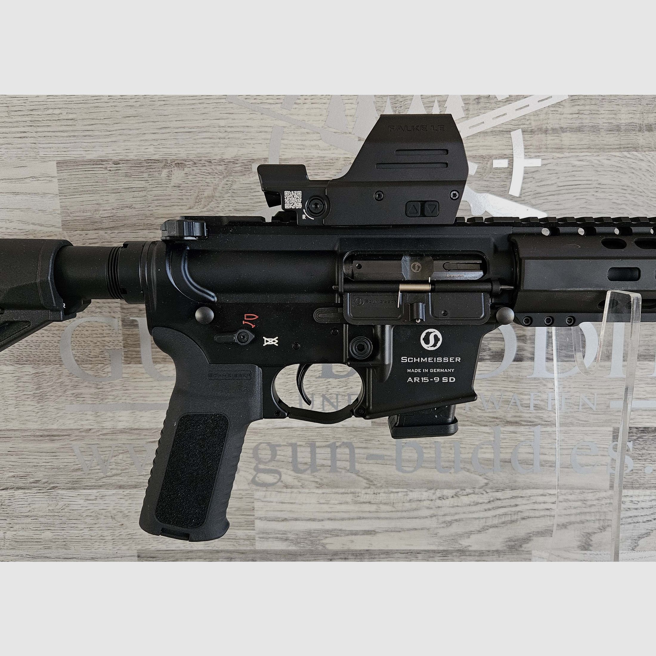 Schmeisser AR15-9 SD S4F 10" Cal. 9mm Luger avec viseur point rouge Falke LE - Nouveauté du commerce spécialisé