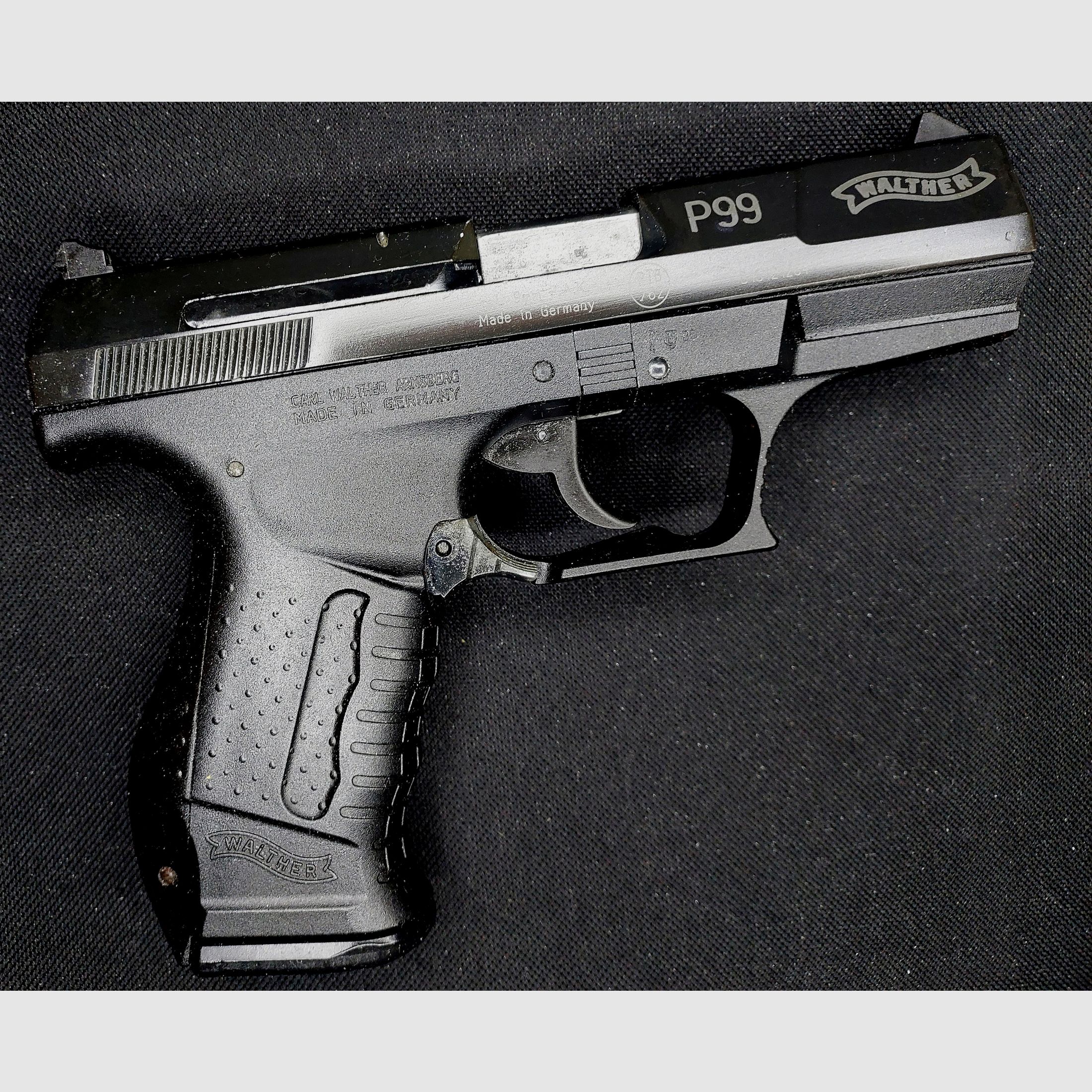 Walther P99 blank firing pistol 9mm P.A.K. (PTB 762) P 99