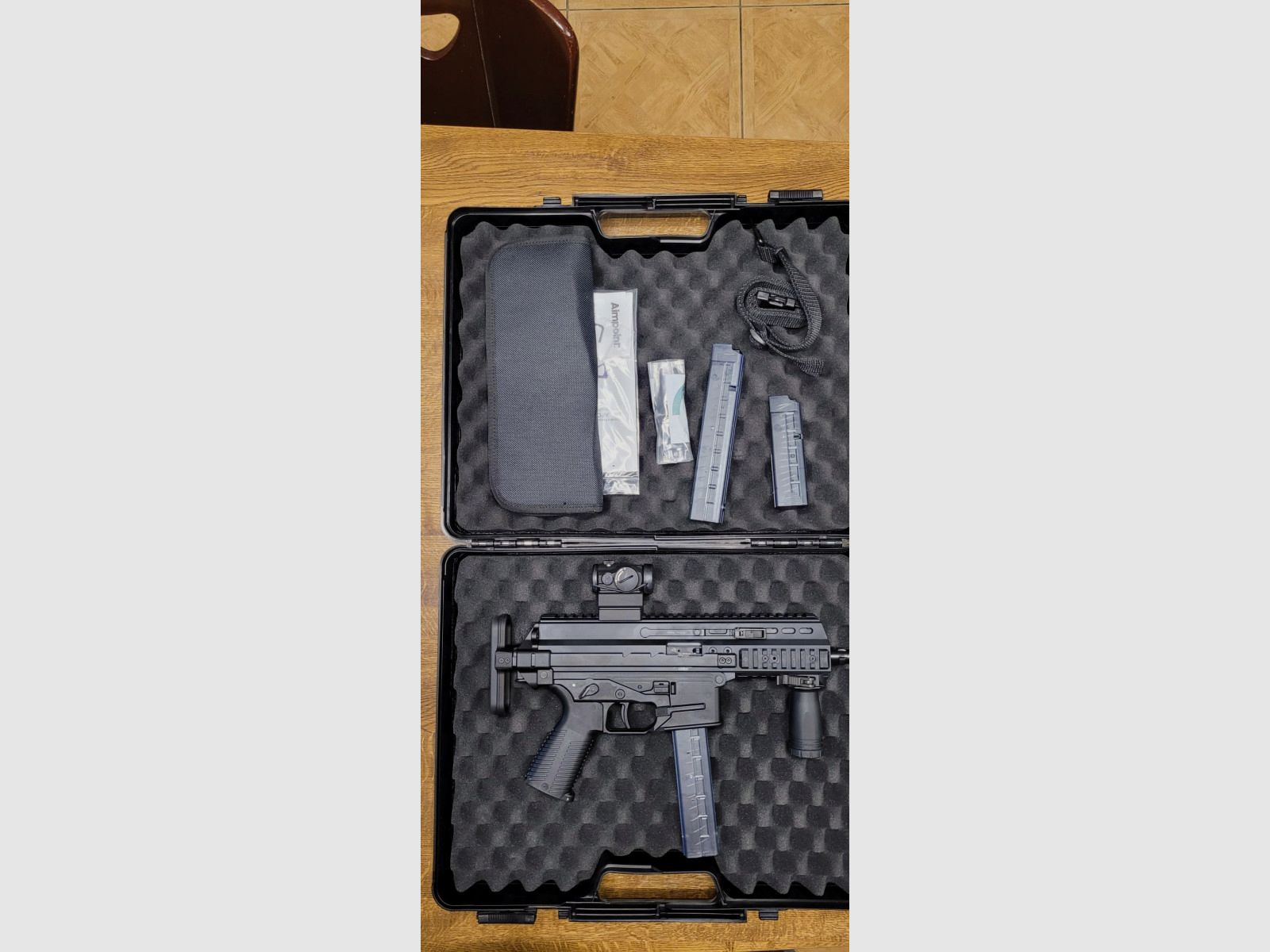 B&T APC9 PRO PDW + Aimpoint T-1