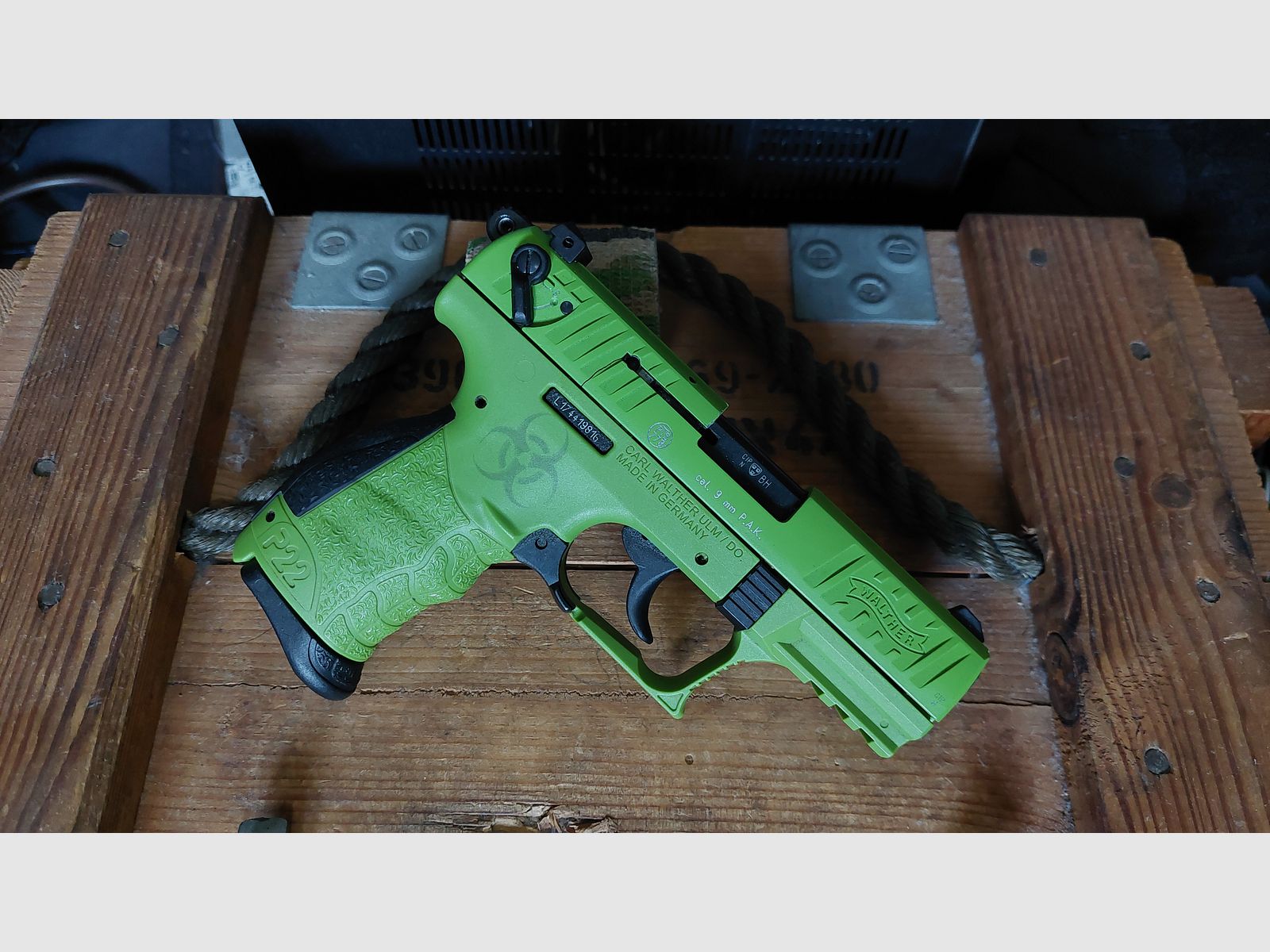 SONDERMODELL Walther P22Q "ZOMBSTER" (PTB 778) P 22 Q P22 defecte bolt, afbeelding 2 van 2