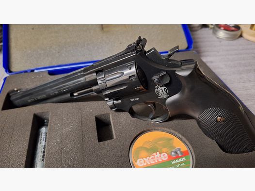 Smith & Wesson 586 - 6 pollici brunito 4.5mm Diabolo
