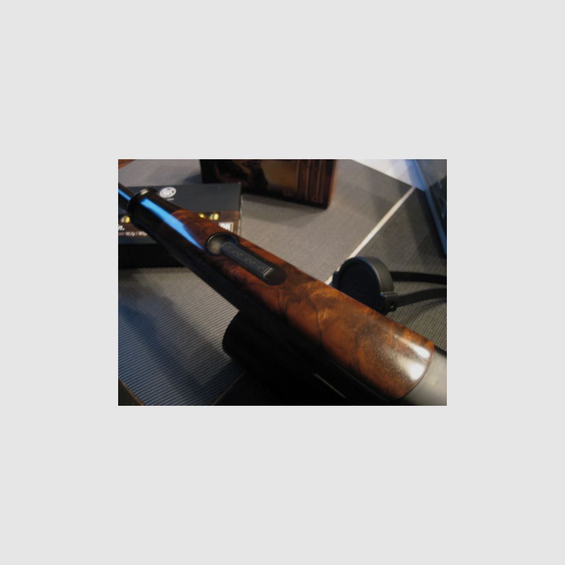 Droomachtige Blaser Black-Custom K95 met droomstock HK 9/10 in caliber .308 Winchester incl. LEICA Fortis 1,8-12x42i red dot sight L-4A (zoals ZEISS 60) en incl. 60 schoten RWS DK 10,7 gram
