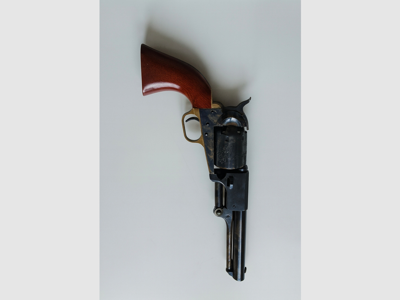 Schwarzpulverrevolver Hege-Uberti Colt Dragoon Mod. 3 1849 Militär Kal. .44 Lauf 7 und 1/2"