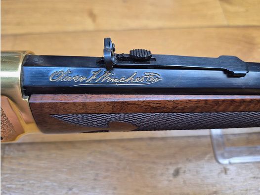 Winchester commémo « Oliver F. Winchester » 1894 – 19.999 ex. – Quadrillages superbes – 38-55Win – Jamais tiré – État TBE+++