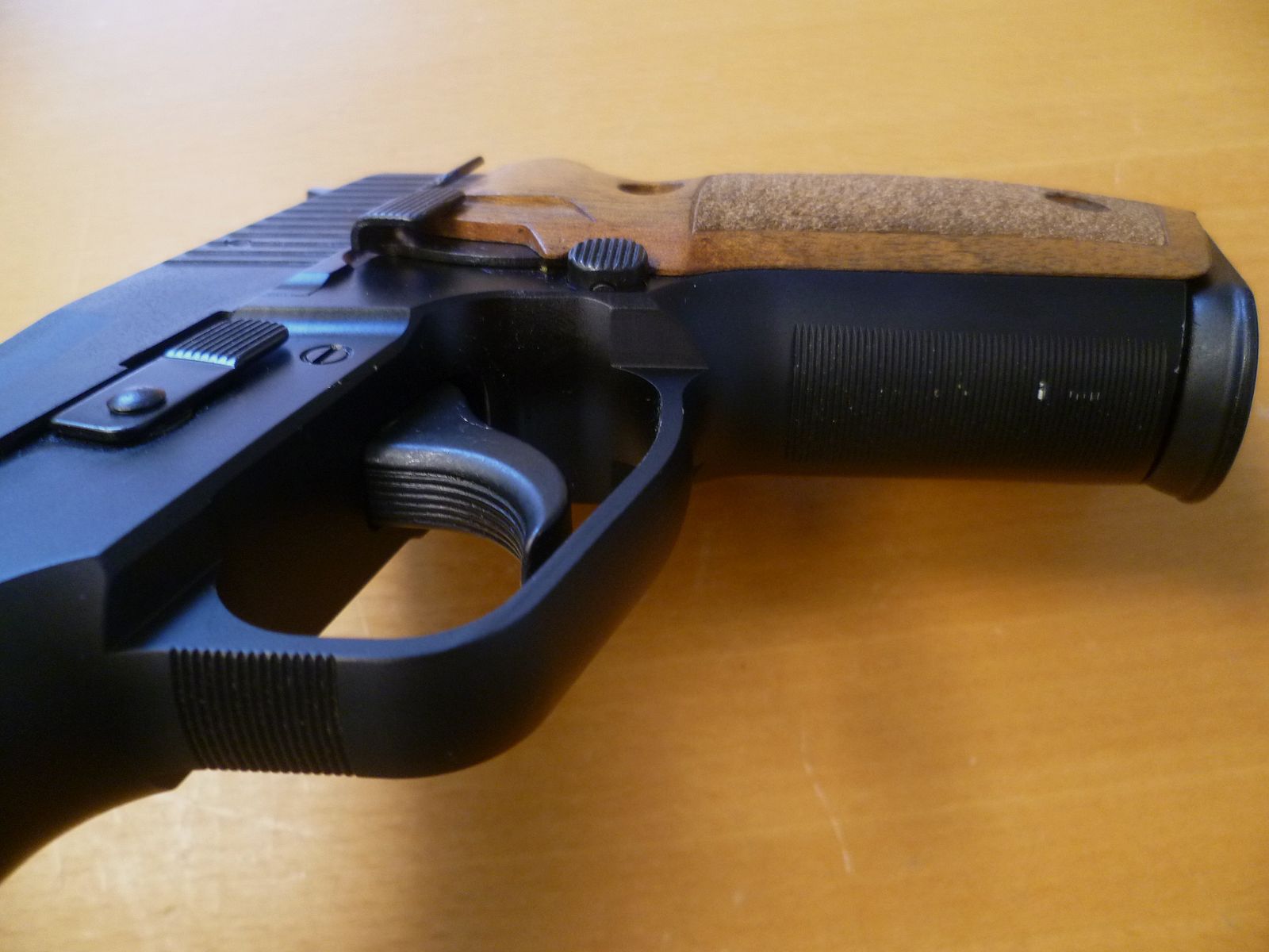 SIG Sauer P228 pistol