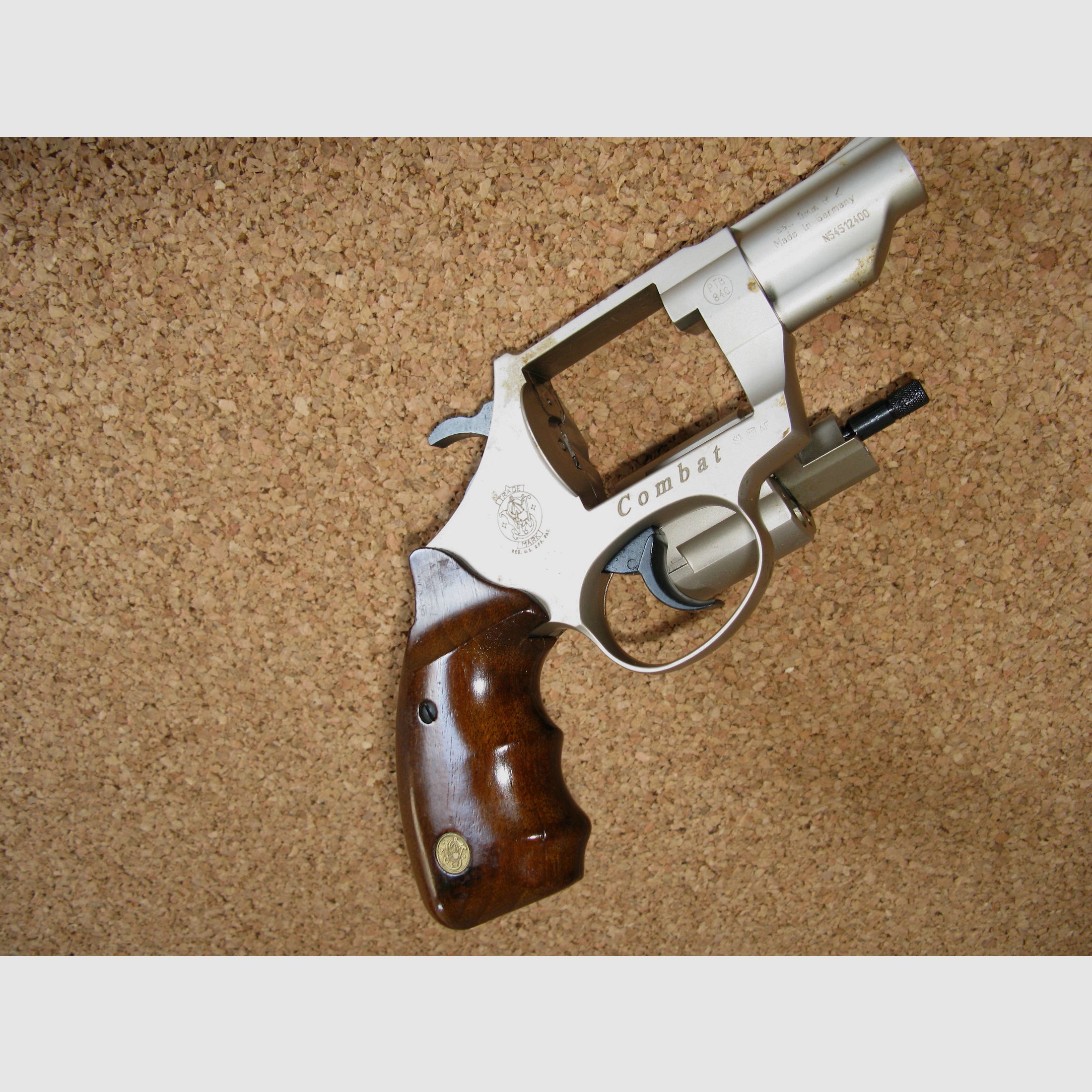 Revolver Smith & Wesson Combat cal. 9 mm K.
