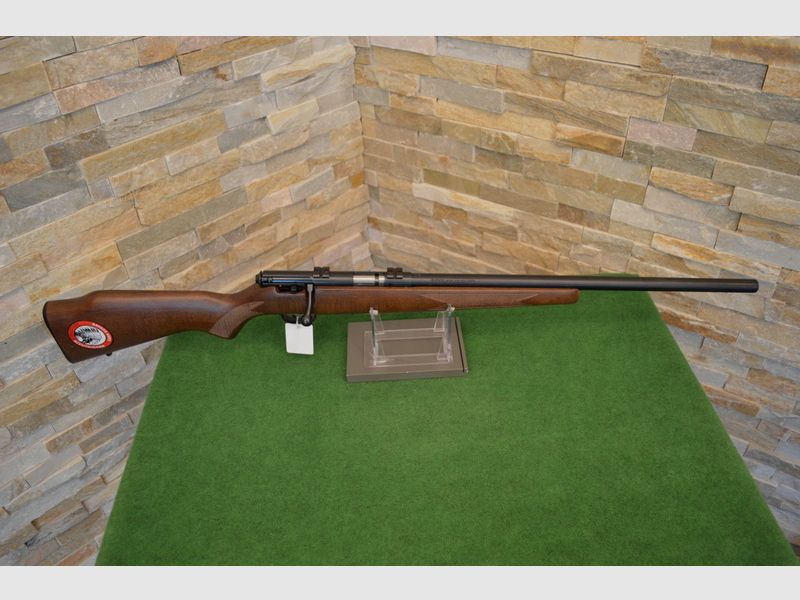 Savage Arms Model 93R17 GV