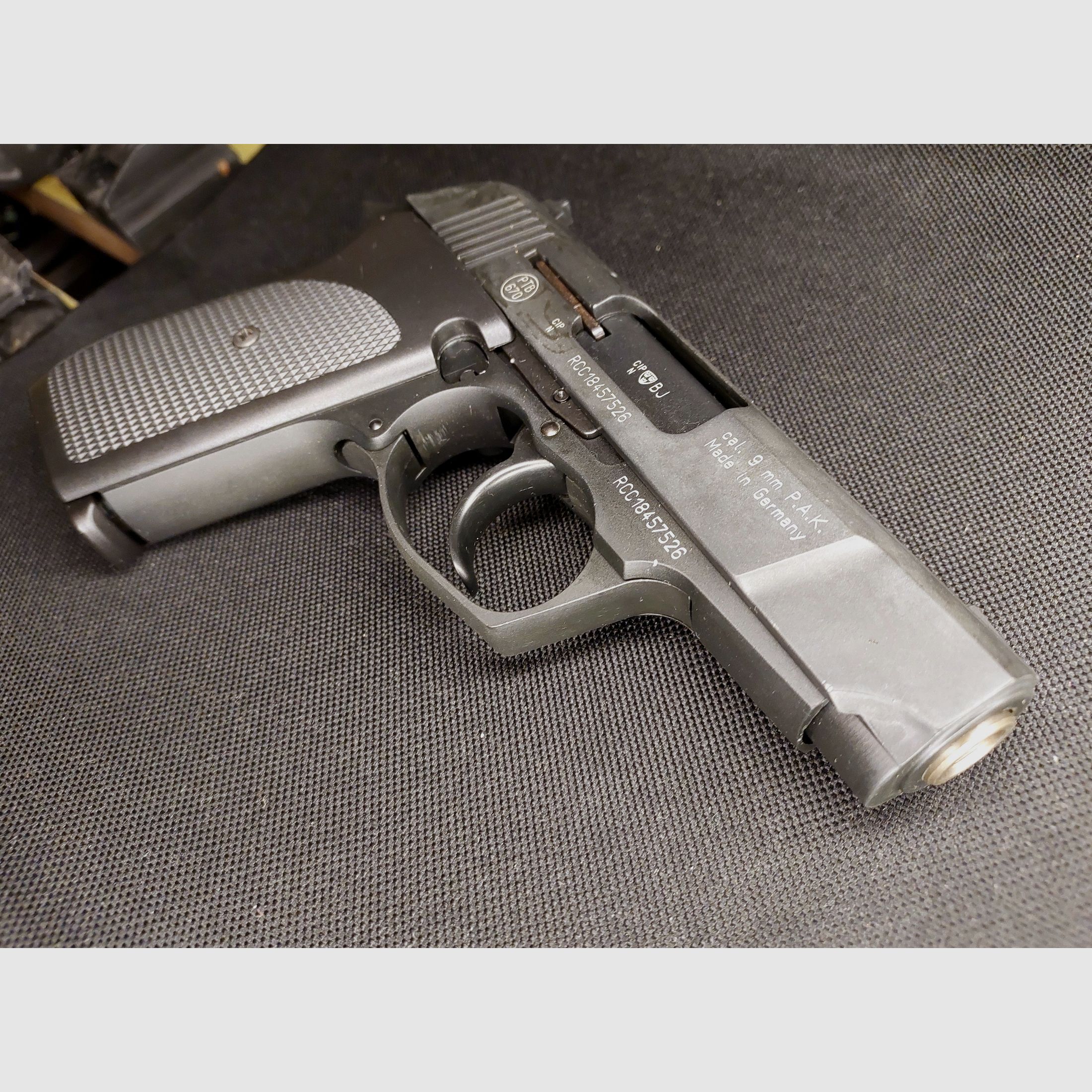 Röhm RG88 blank firing pistol 9 mm P.A.K. PTB 670 – blued – box & accessories, image 5 of 8