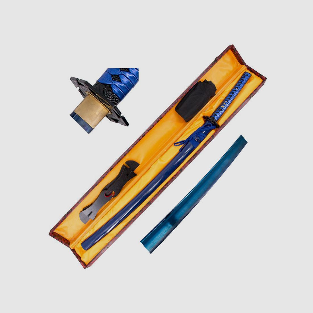 Katana Blue w tym drewnianym pudełku