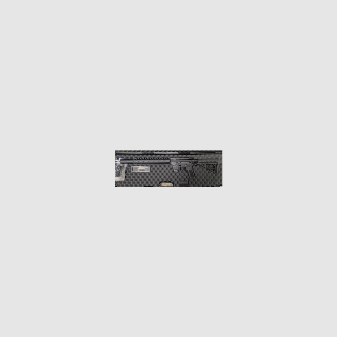 Schmeisser AR15-9 SDSS4F 9mm Luger silencieux
