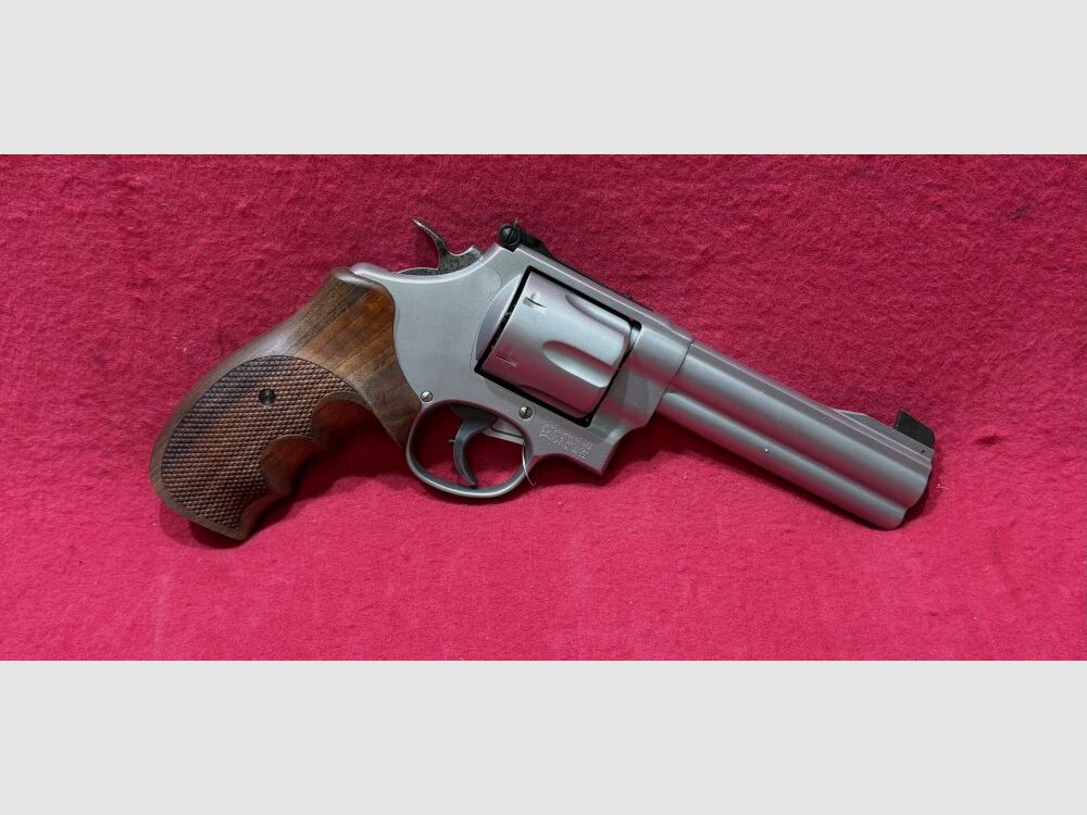 Smith and Wesson 629-6