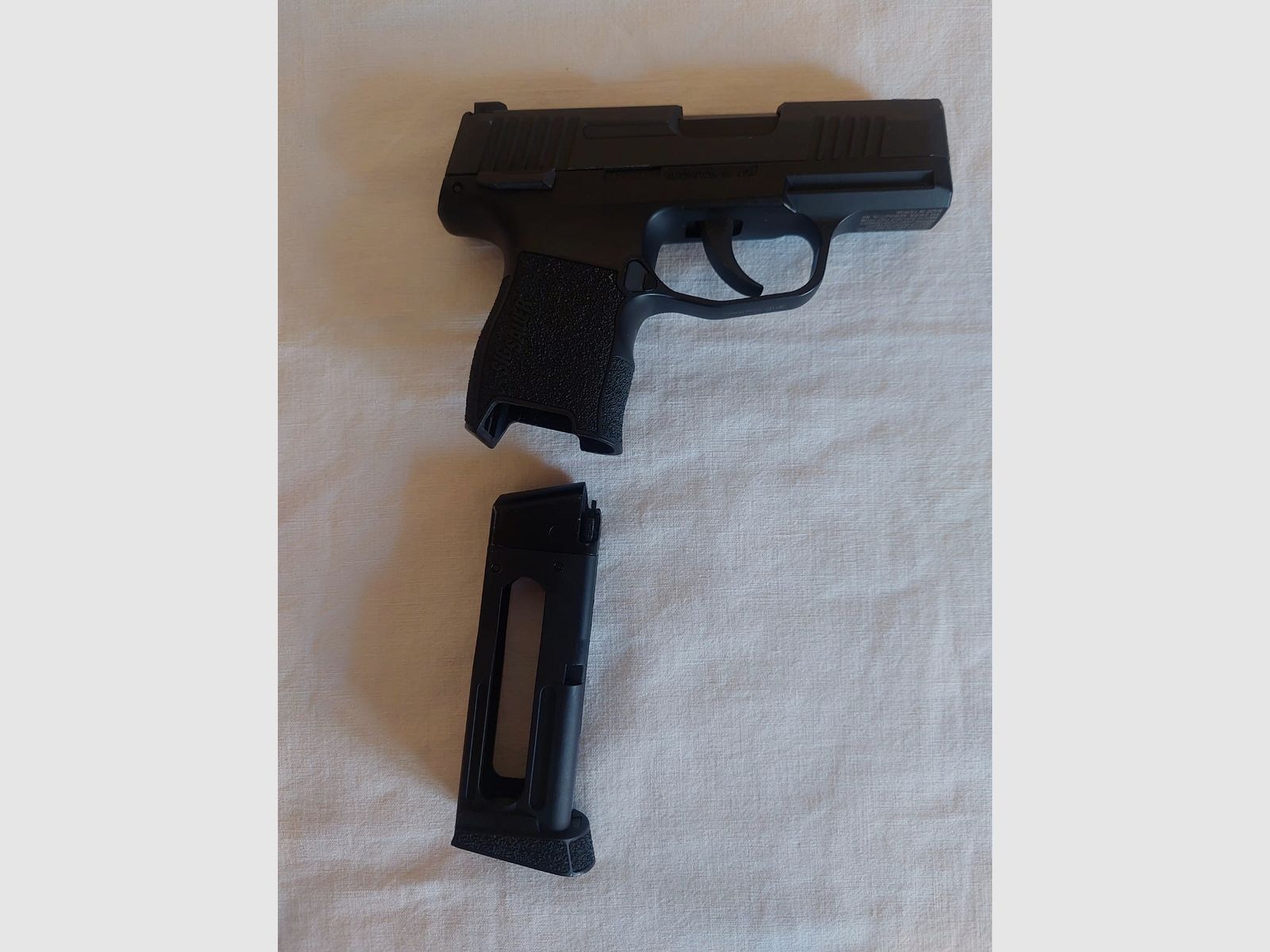 Sig Sauer P365 4,5 mm CO2  BB + Zubehör 