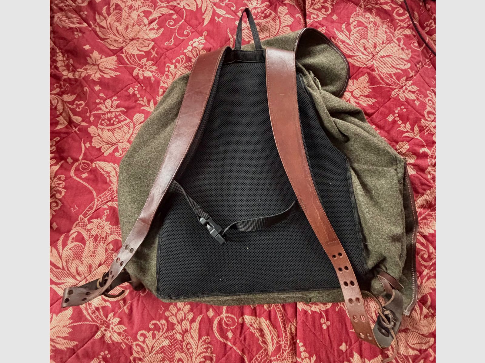 Blaser "the Whisper Backpack" as good as new and no longer available