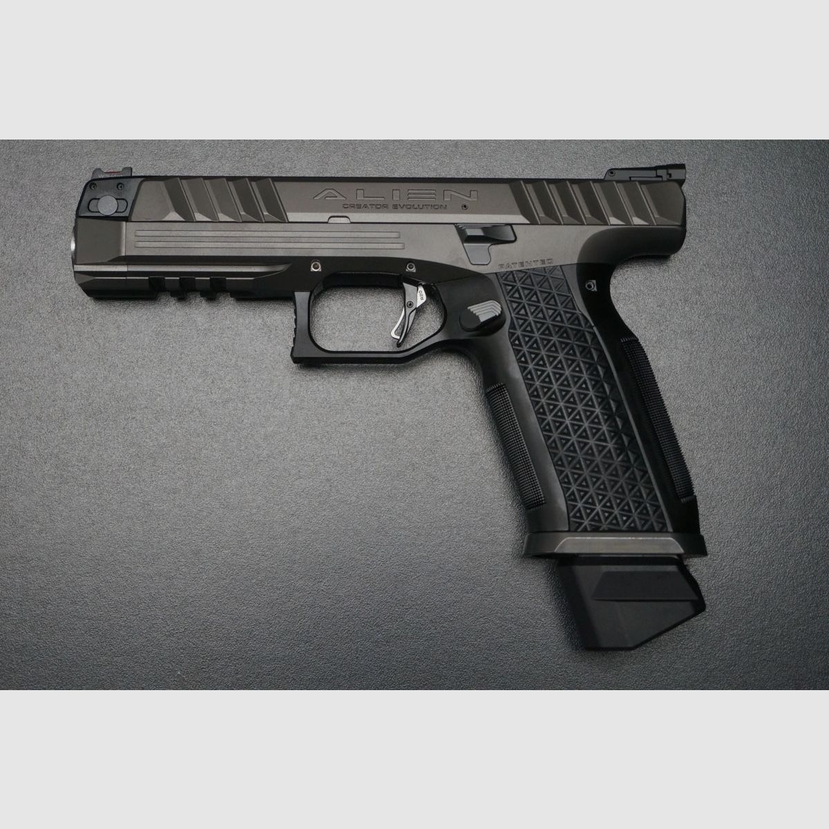 Laugo Arms Alien Creator Standard Kit 9mm Para, Bild 8 von 9