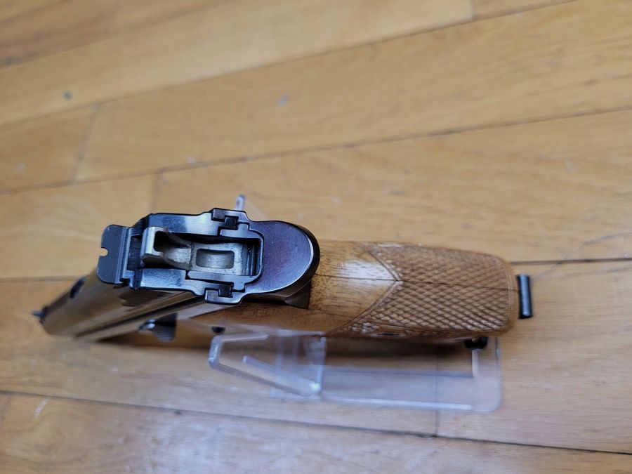 Wunderschöne SIG P210-2 Pistole – Mythos des Kalibers 9 para – Zivile Waffe SP47/8 gemäß Militärtyp – Erste SIG-Produktion (und nicht SIG Sauer) vor 1975 – Waffe von 1972/73 – Brünierung, Funktion und Traumlauf – Neuwertiger Zustand!, Bild 11 von 22