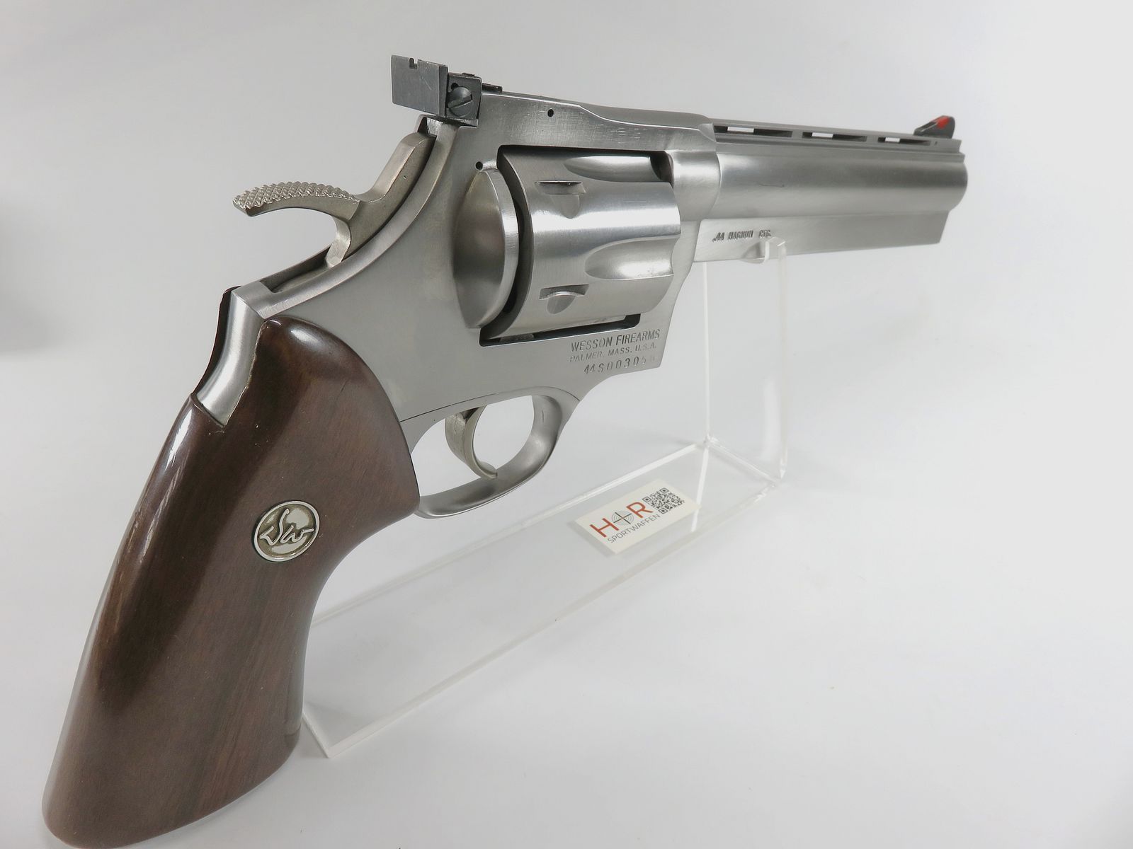 Revolver Dan Wesson Model 44, 6 Zoll UND 10 Zoll Austauschläufe, Kaliber .44 Magnum, Stainless, Target-Ausführung, Top-Zustand