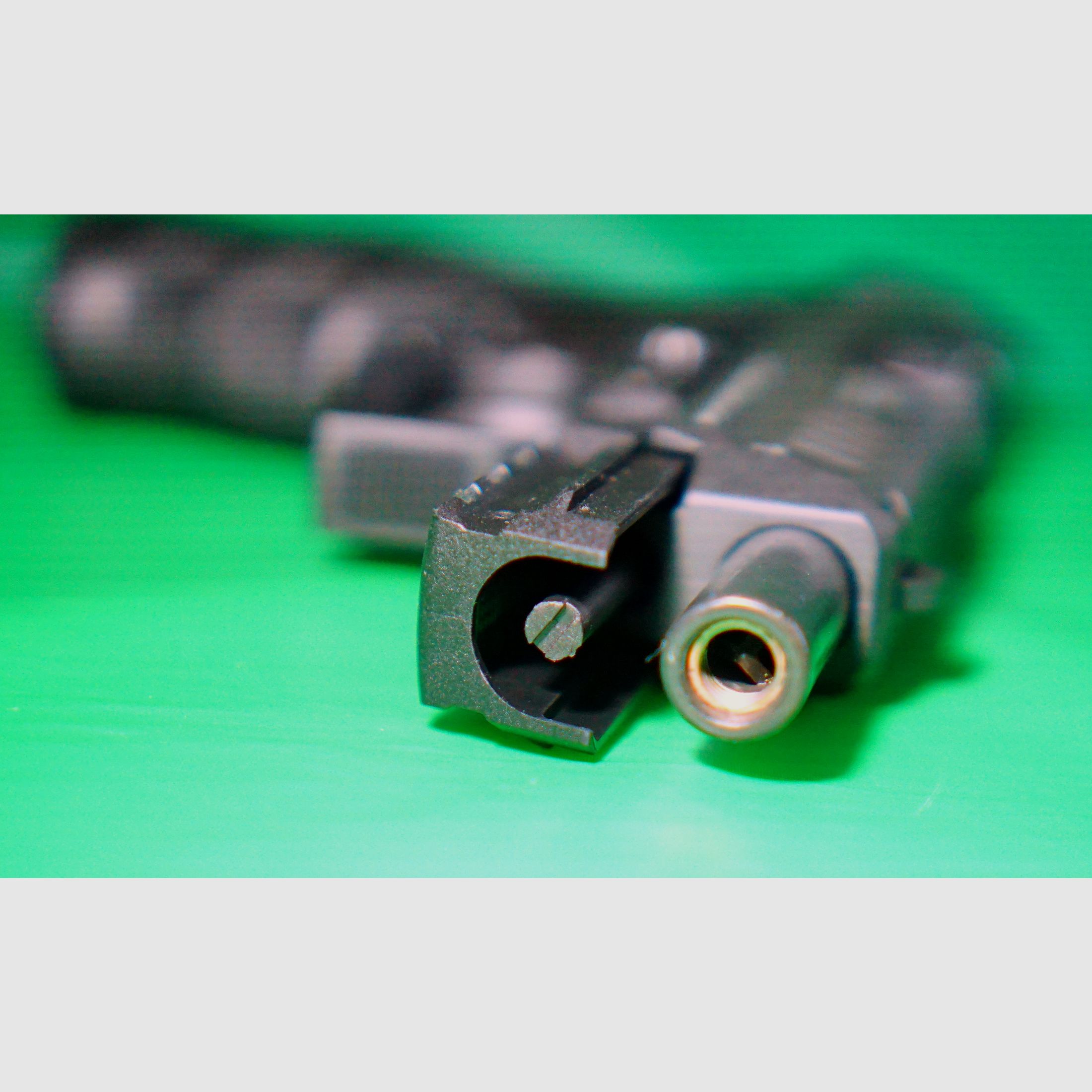 Heckler & Koch P30 Schreckschuss-Pistole 9 mm P.A.K. brüniert (PTB 912)