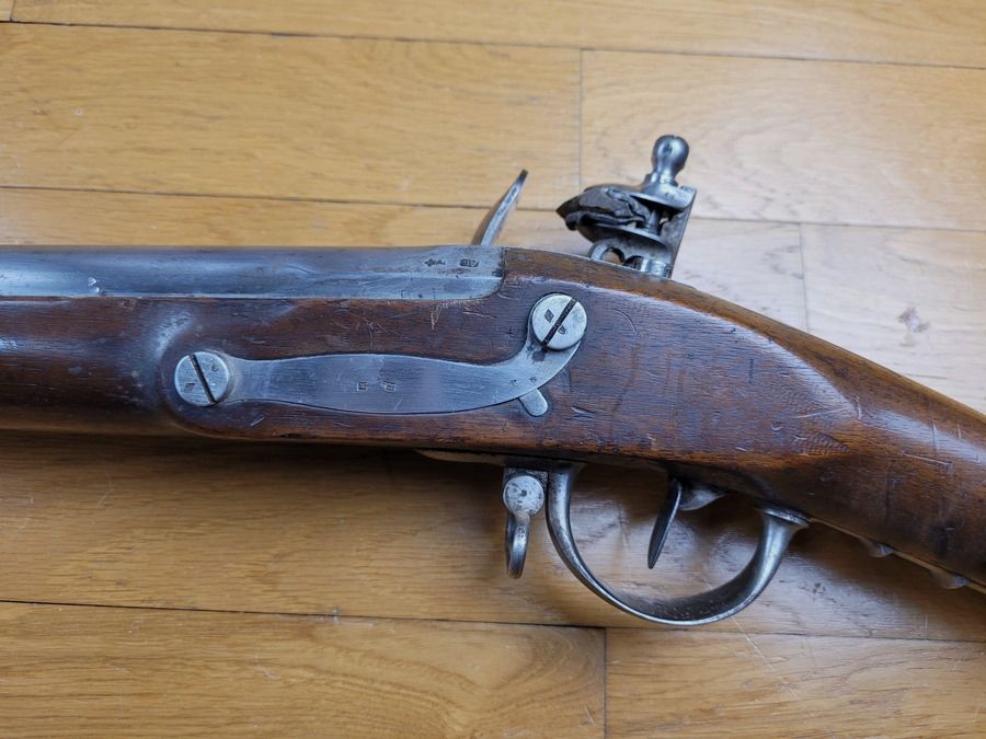 Seltenes Fusil 1822 mit Steinschloss – Grenadierwaffe – Königliche Manufaktur von Mutzig – gebaut 1825 – nie auf Perkussion umgebaut – TBE ++, Bild 15 von 39