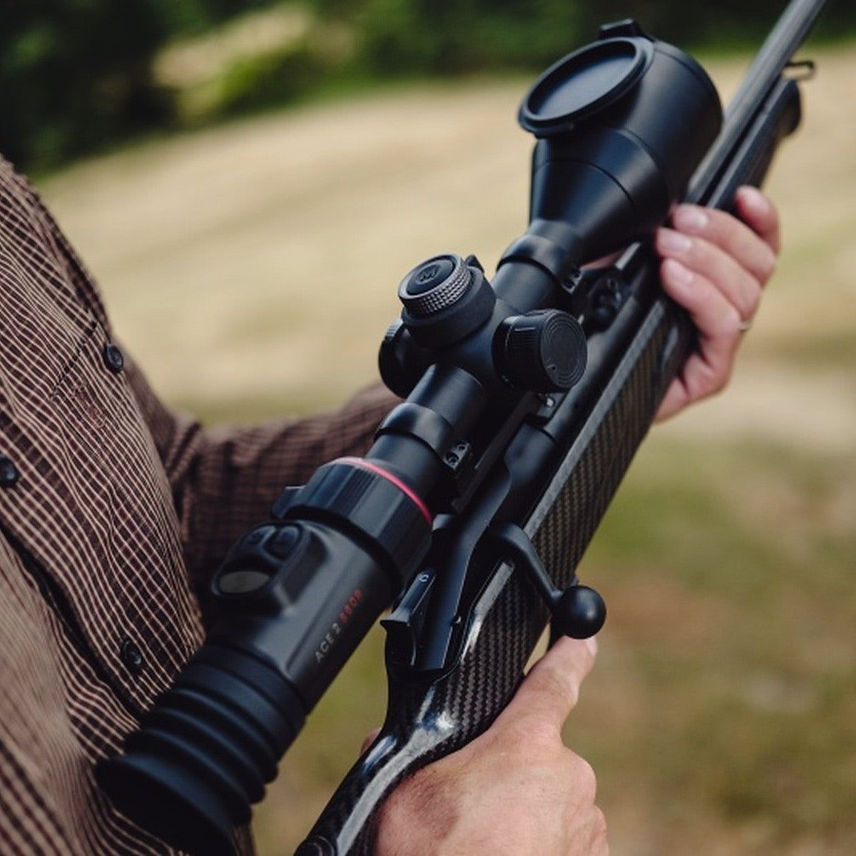 NocPix ACE 2 warmtebeeldzielfernrohr met LRF afstandsmeter en ballistische berekening, afbeelding 8 van 13