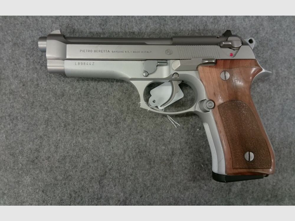 Beretta	 92 FS