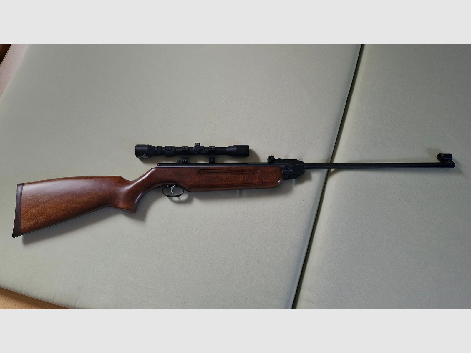 Air rifle HW35 Weihrauch with scope like new
