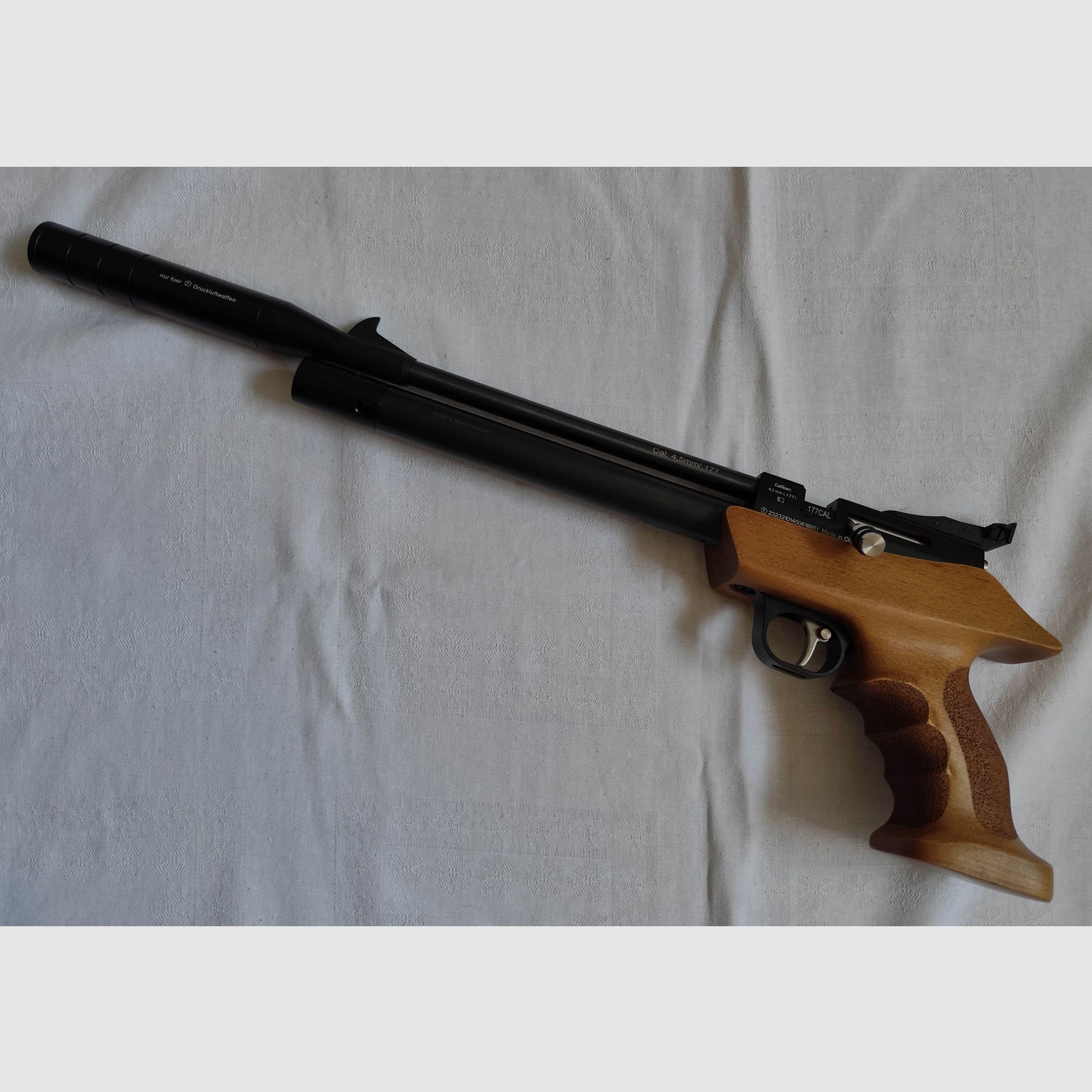 Pistolet pneumatyczny Diana Bandit+ Pompka powietrzna