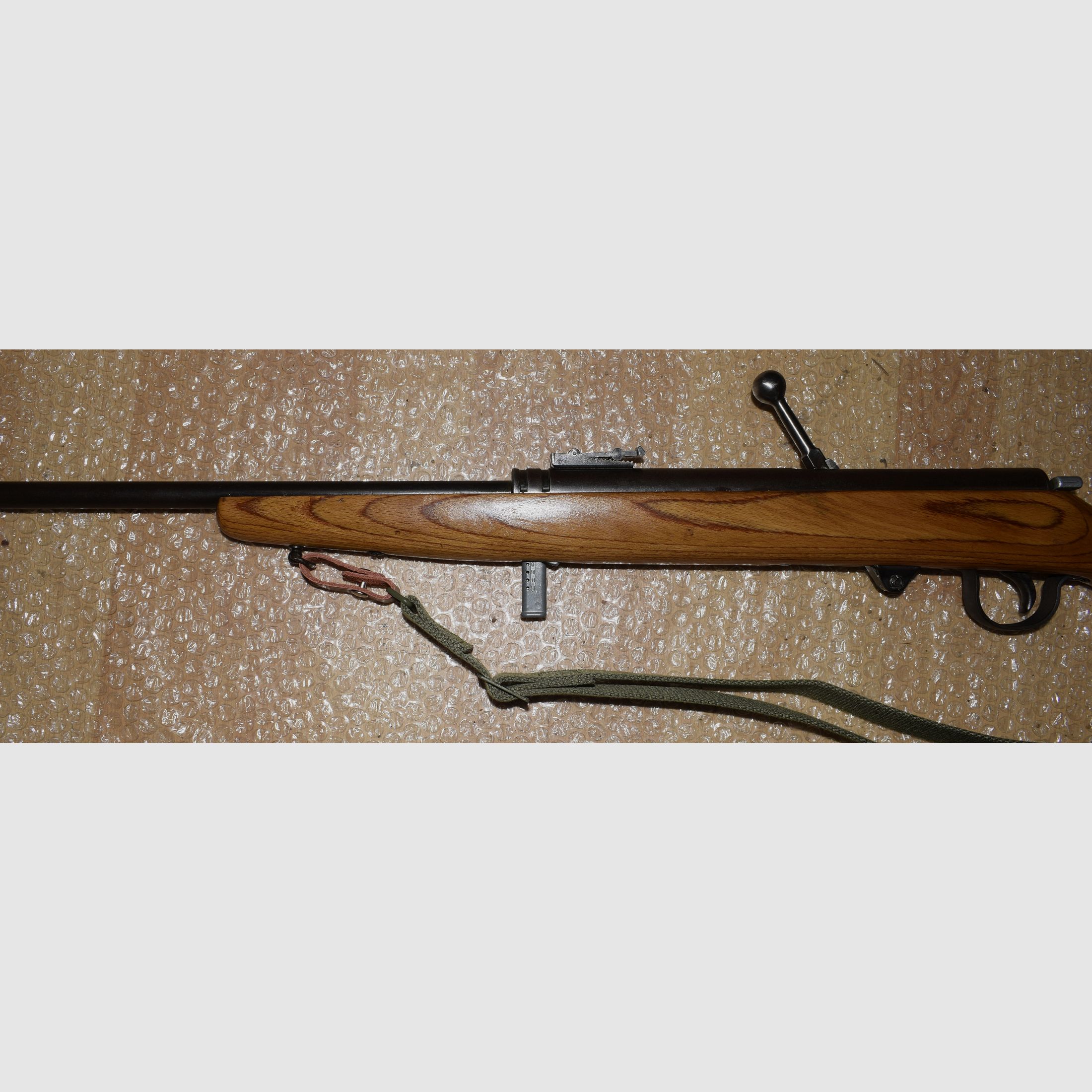 Luftgewehr Haenel 49a - 1957 - Feder und Manschette NEU 12er Magazin und Tragegurt