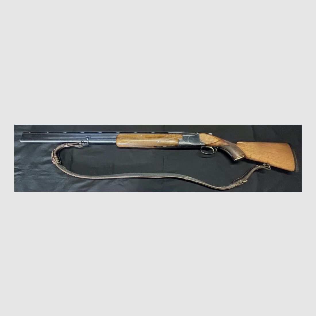 FN B 25, image 1 of 10