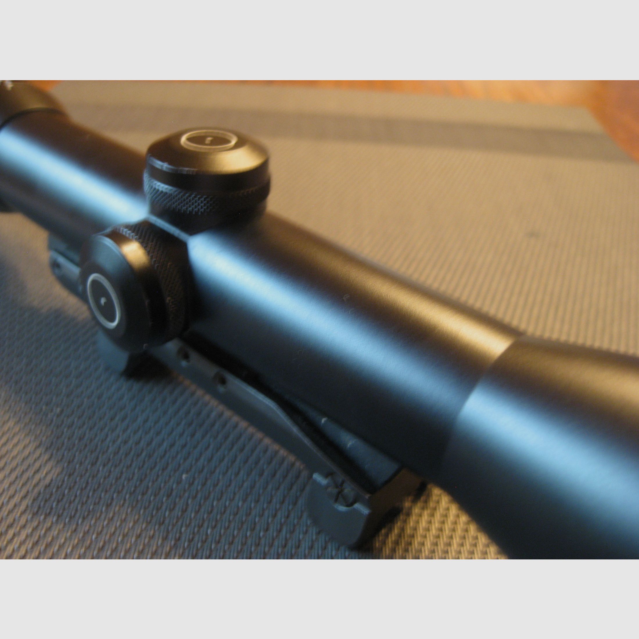 KLASSIKER = Schmidt&Bender 2,5-10x56 Absehen-4 mit Schiene und original Blaser-Sattelmontage für Blaser und Sauer 505 passend !! KEIN ZEISS-SWAROVSKI-LEICA-DD-MINOX-GPO usw.