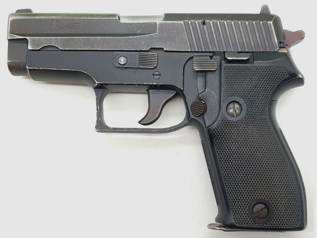 Sig Sauer P225, P6