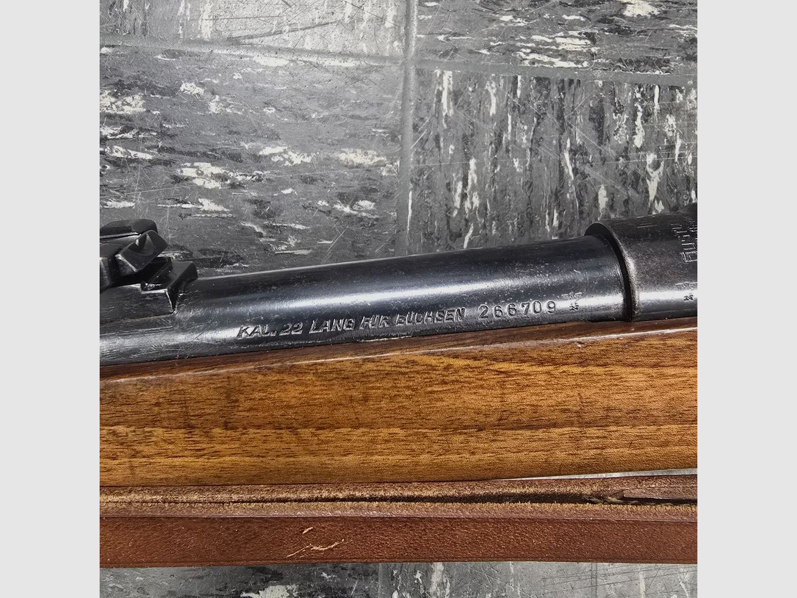 Gustloff Wehrsportgewehr – Calibre .22 lfb (cargador único)