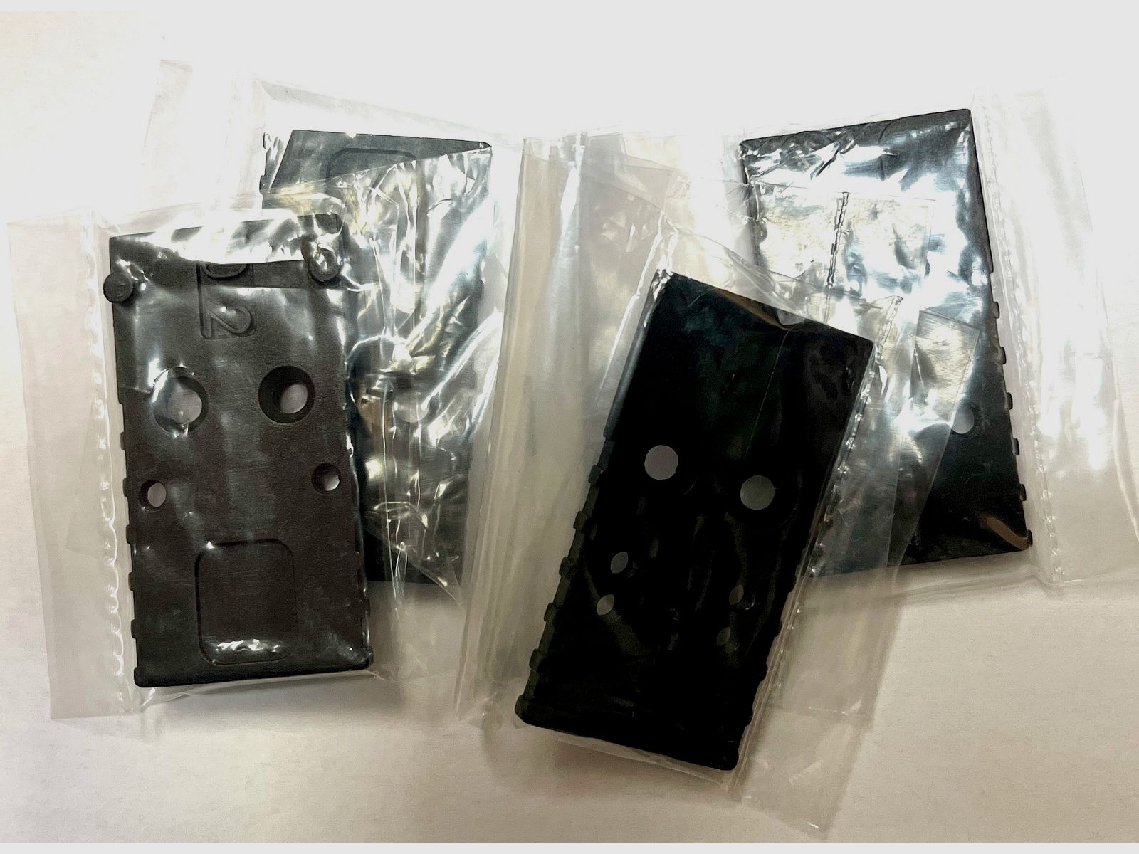 Glock 17 Gen5 MOS (with adapter plates) GBB CO2 Airsoft 6mm, UMAREX, model 2.6551, <1.0 Joule