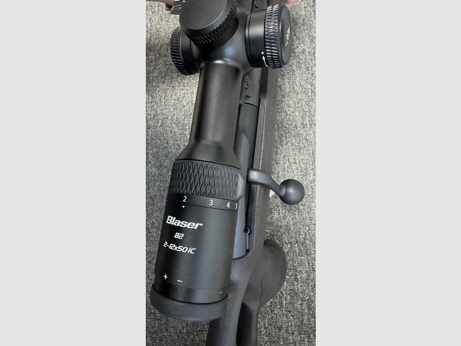 Blaser R8 Professional Success - .30-06 + M15x1 + LL 52cm inkl. Blaser B2 ZF